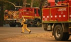 Cool change slows Grampians bushfire in Victoria as NSW braces for windy day of extreme fire danger